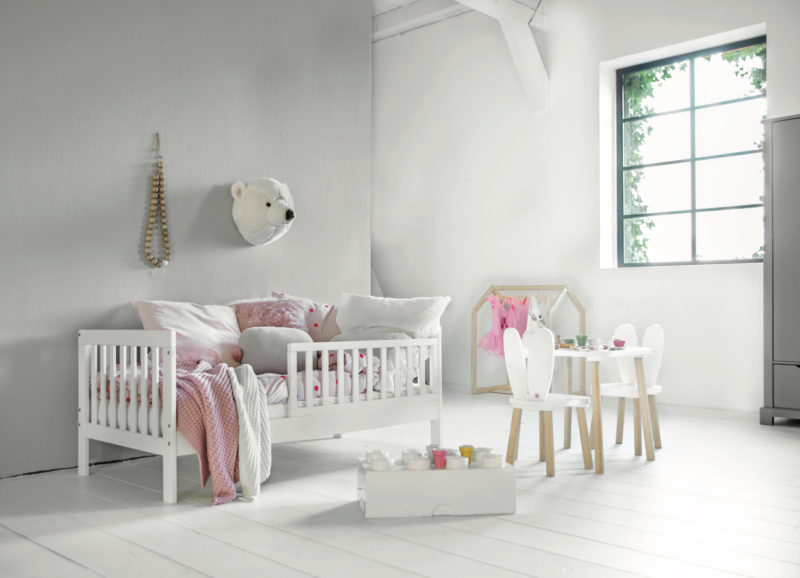 MOBILIER POUR ENFANT