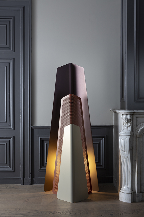 Maison & Jardin magazine matière grise Lampe au sol Fragment