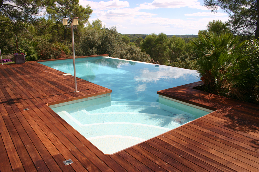 Maison & Jardin Magazine Anova Bois Terrasse de piscine