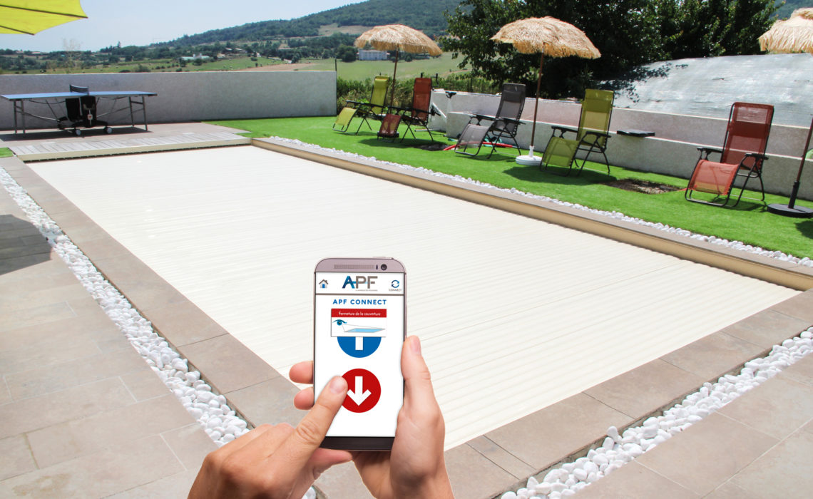 Maison & Jardin Magazine La piscine connectée de APF France
