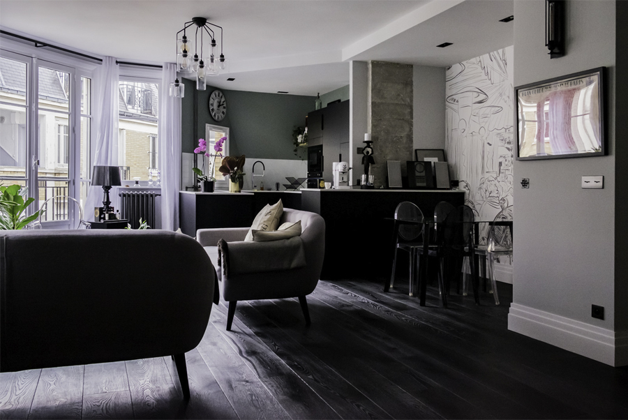 plan large du salon d'un appartement