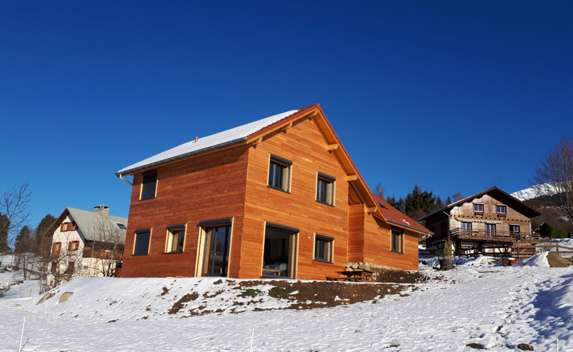 Maison & Jardin magazine et Bâtir Bois Confort les maisons bio climatiques