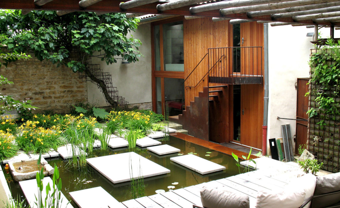 Maison & Jardin magazine aime les aménagements de VR Jardins et Paysages
