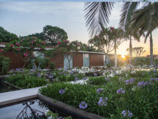 La maison entourée du jardin CGD à Sao Paulo