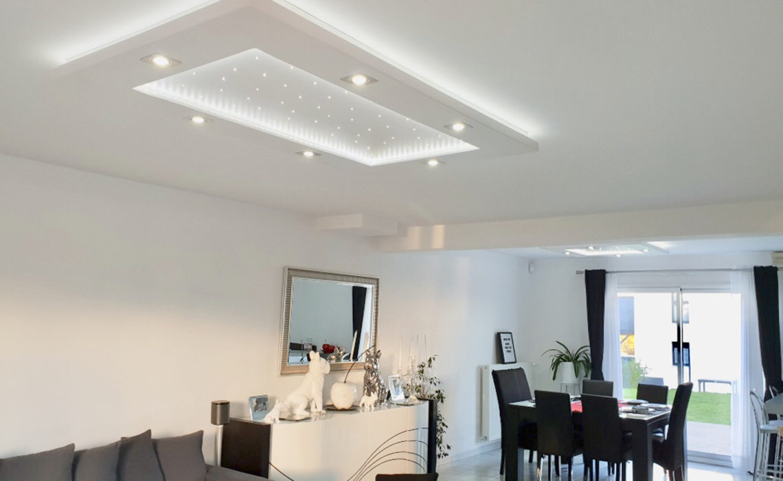 Plafonnier LED Luminnove en blanc