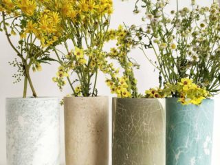 Une déco en béton avec ces vases de chez Concrete Hill