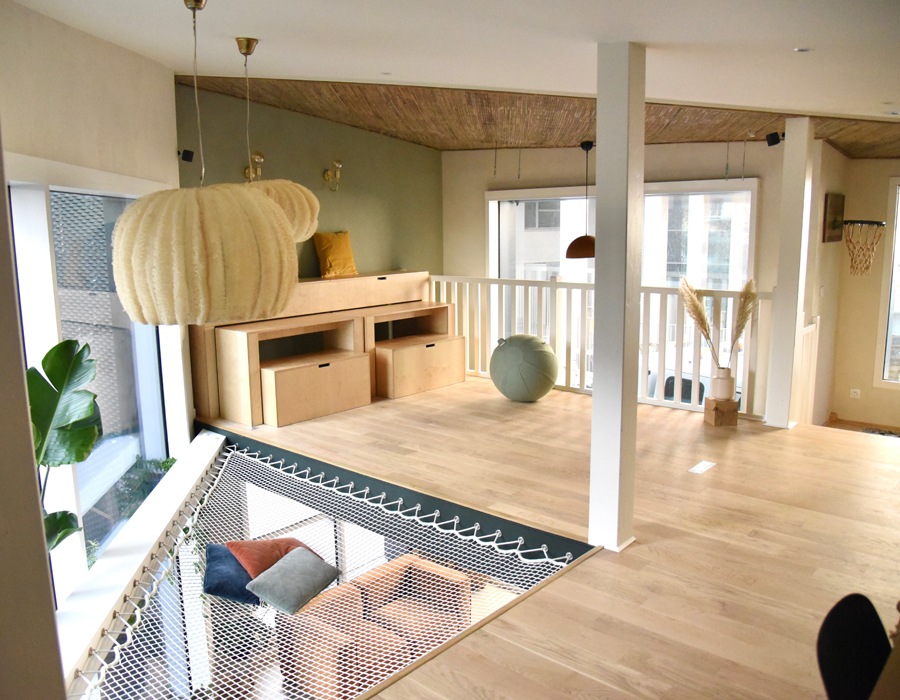 Filet déco dans une mezzanine par Loftnets