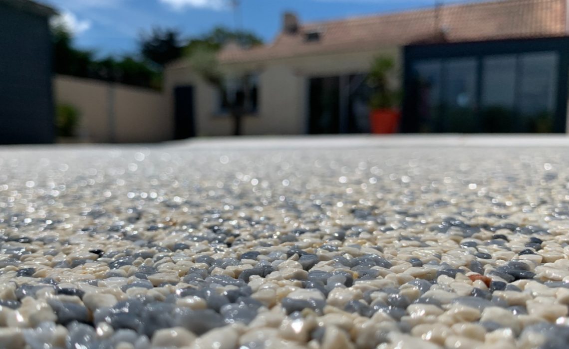 Trouvez la moquette de marbre idéale pour vos allées et terrasses