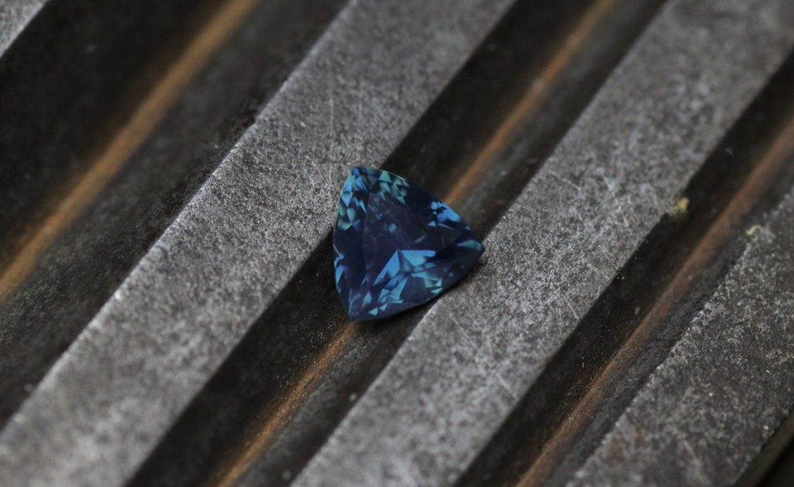 TROUVER BIJOU À SA MAIN