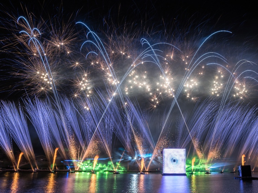 LA FÉERIE DES FEUX D'ARTIFICE