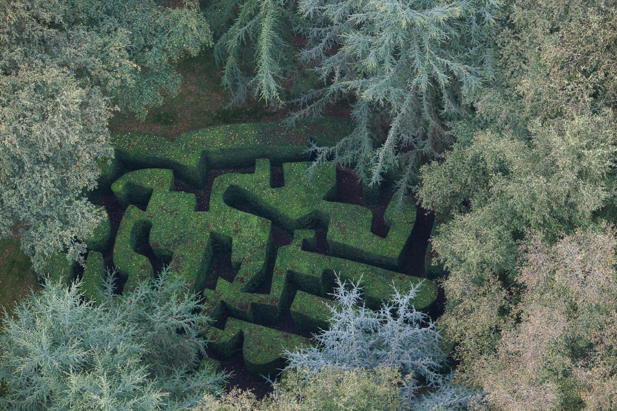 Labyrinthe dans les jardins de la ballue