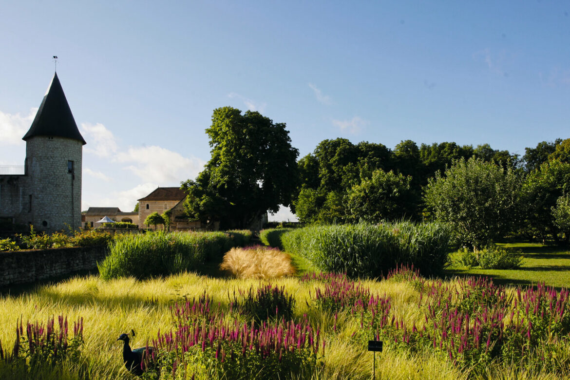 A la découverte du château du Rivau et ses jardins enchantés Le château du Rivau et ses jardins enchantés