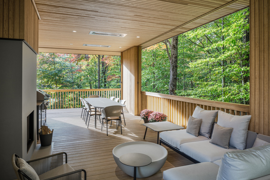 La maison Orford - Une maison en forêt au Canada