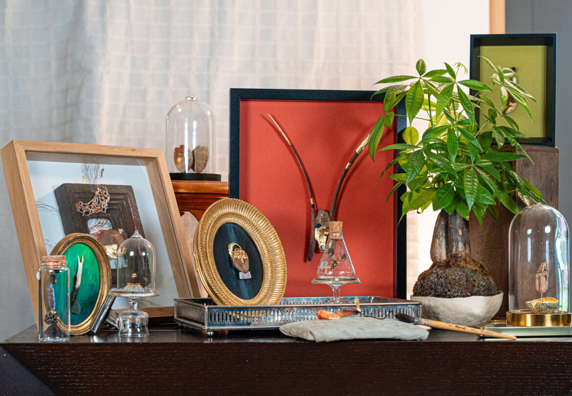 Des objets d’art miniatures pour son cabinet de curiosités Des objets d'art miniatures pour son cabinet de curiosités