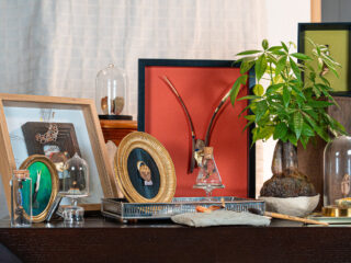 Des objets d'art miniatures pour son cabinet de curiosités