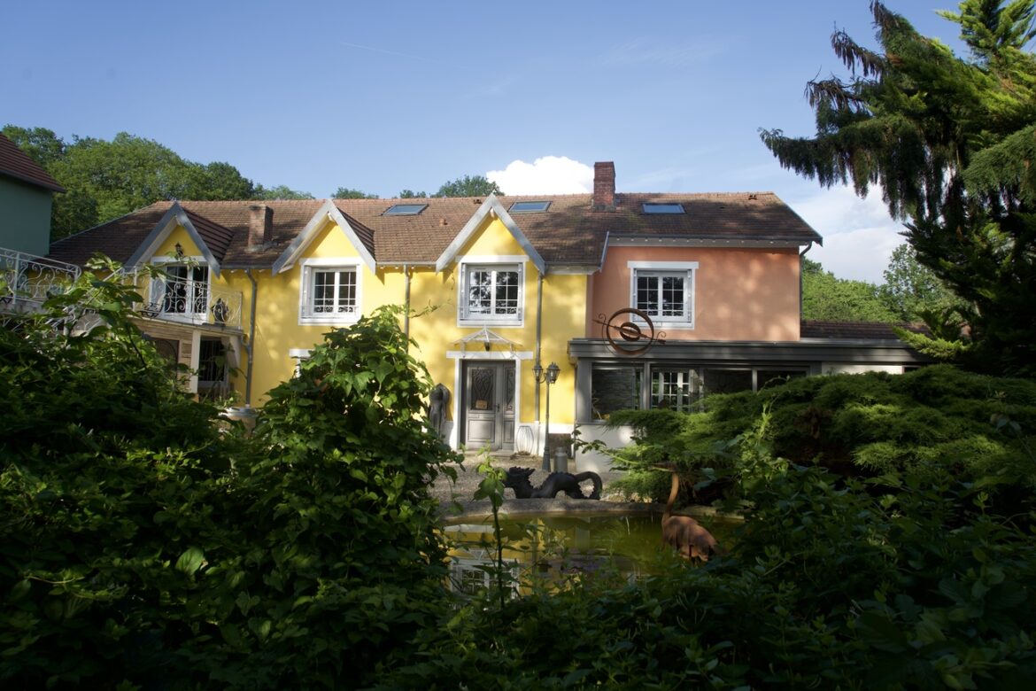 Plus qu’un gîte de groupe, une véritable expérience Un gîte de groupe et bien plus encore !