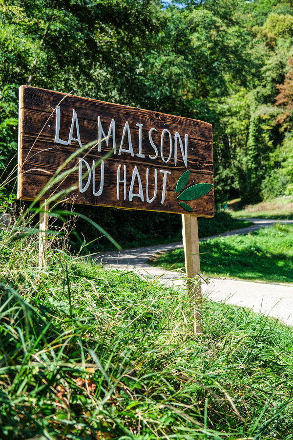 Séjourner dans un écolieu en plein cœur du Jura – La Maison du Haut