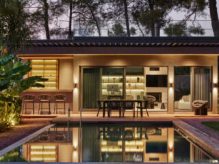 Maison S à Urla : une transformation architecturale en Turquie