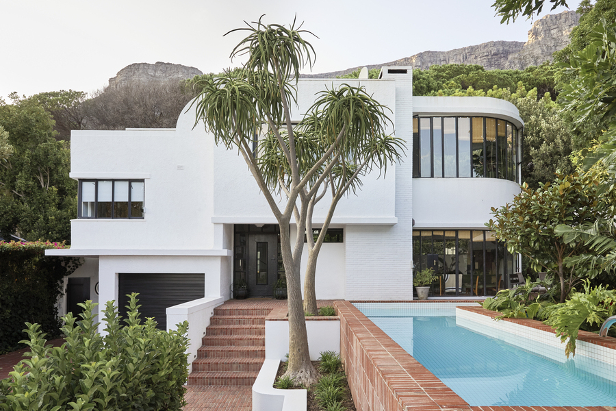 La métamorphose d’une maison Bauhaus au cœur du Cap