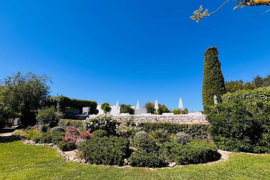 L’art de vivre solaire : un séjour à Ibiza au cœur de Can Quince
