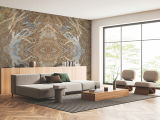 Pose à livre ouvert par Antolini