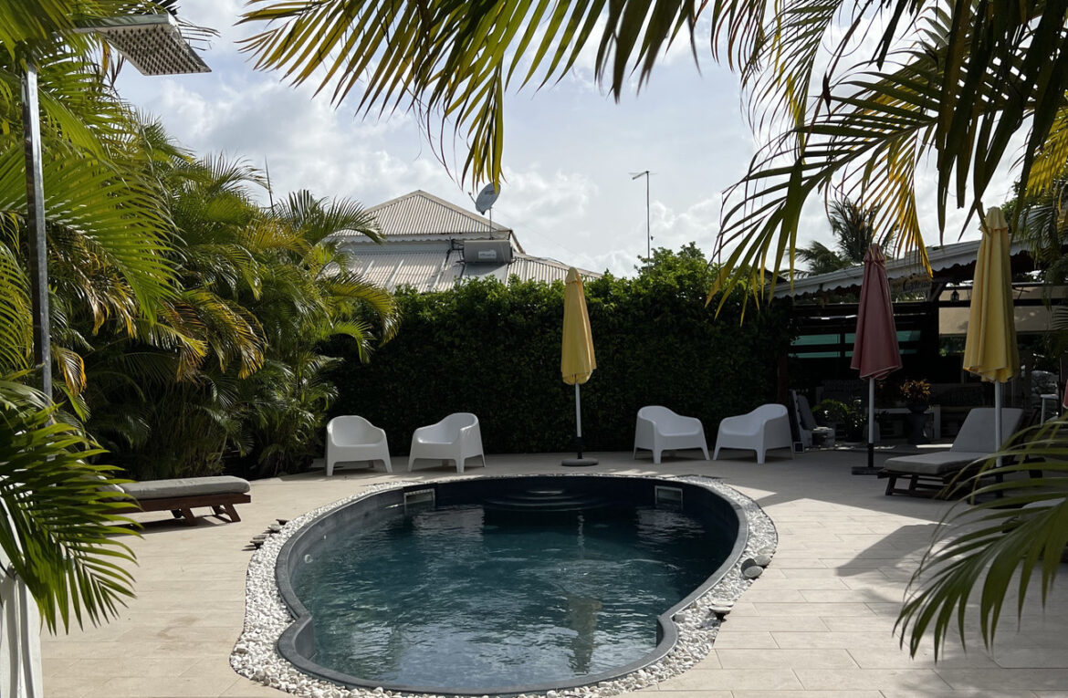 Le Domaine de Marly – Un bungalow en Guadeloupe comme à la maison Domaine de Marly : parenthèse tropicale dans un bungalow en Guadeloupe