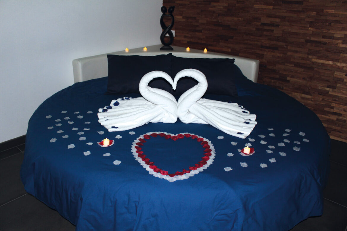Se retrouver en amoureux dans une love room en Normandie – Nuit Blanche