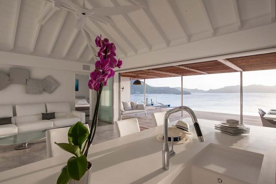 Une villa de luxe à Saint-Barth avec vue mer