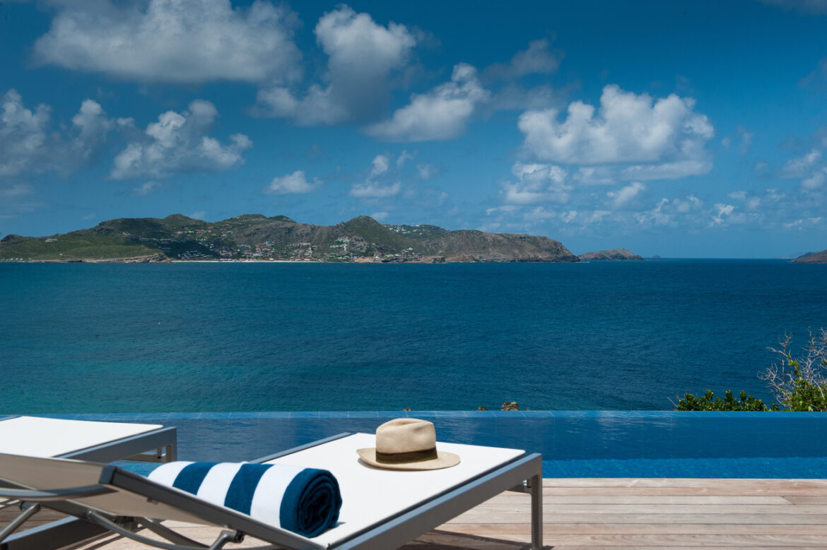 Une villa de luxe à Saint-Barth avec vue mer