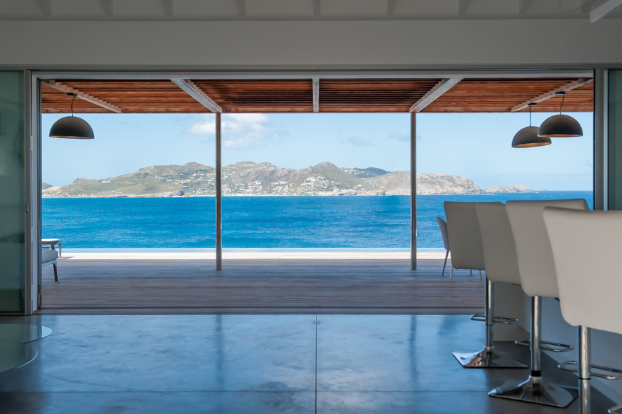 Une villa de luxe à Saint-Barth avec vue mer