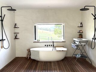 Une salle de bain sur mesure élégante et intemporelle