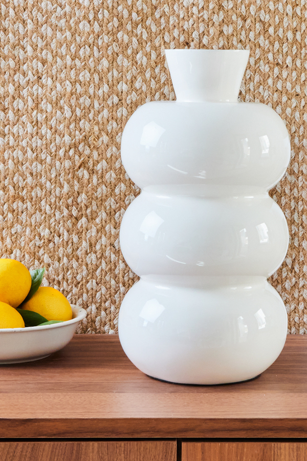 Cloud Dancer, la couleur Pantone 2026 qui inspire une décoration douce et lumineuse