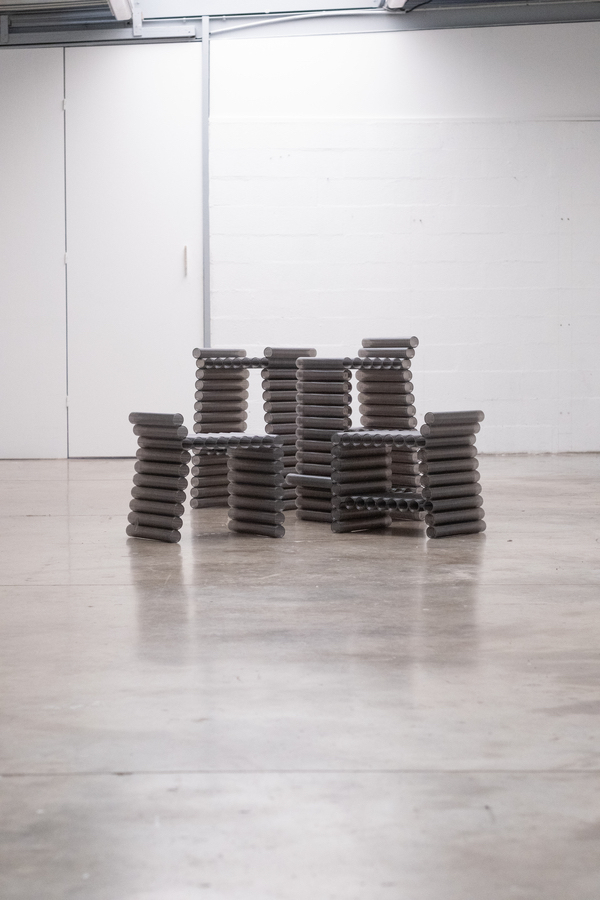 Design lumineux 3D : l’univers sculptural et écoresponsable de Lucas Zito