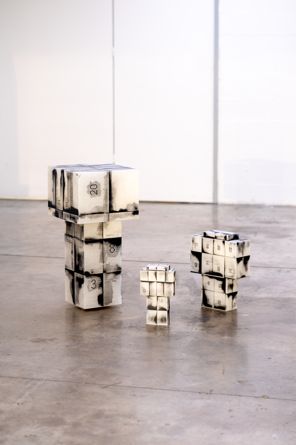 Design lumineux 3D : l’univers sculptural et écoresponsable de Lucas Zito