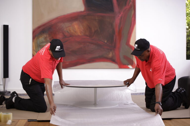 AGS – Vivre ailleurs avec un déménageur international de confiance AGS, déménageur international de référence depuis plus de 50 ans