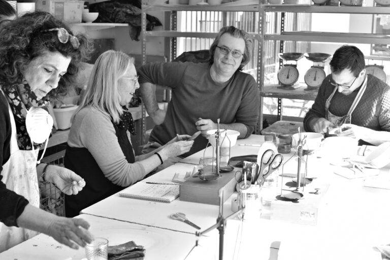 Devenir céramiste grâce à une formation complète Devenir céramiste : une école pour apprendre