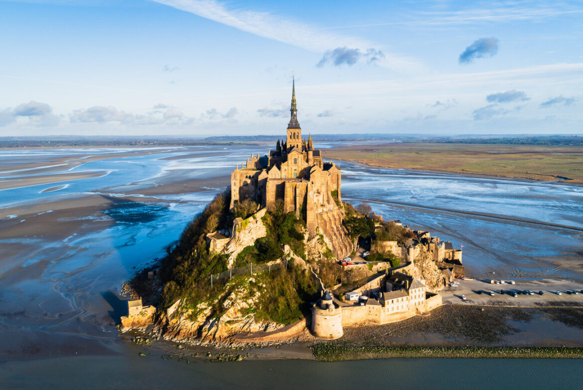 Le verger du Mont Saint-Michel a besoin de vous Le verger du Mont Saint-Michel vous attend