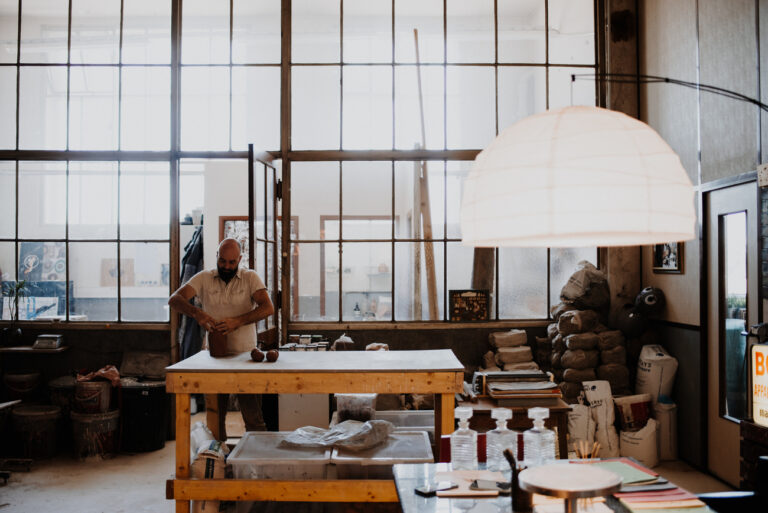 La céramique artisanale entre usage et matière