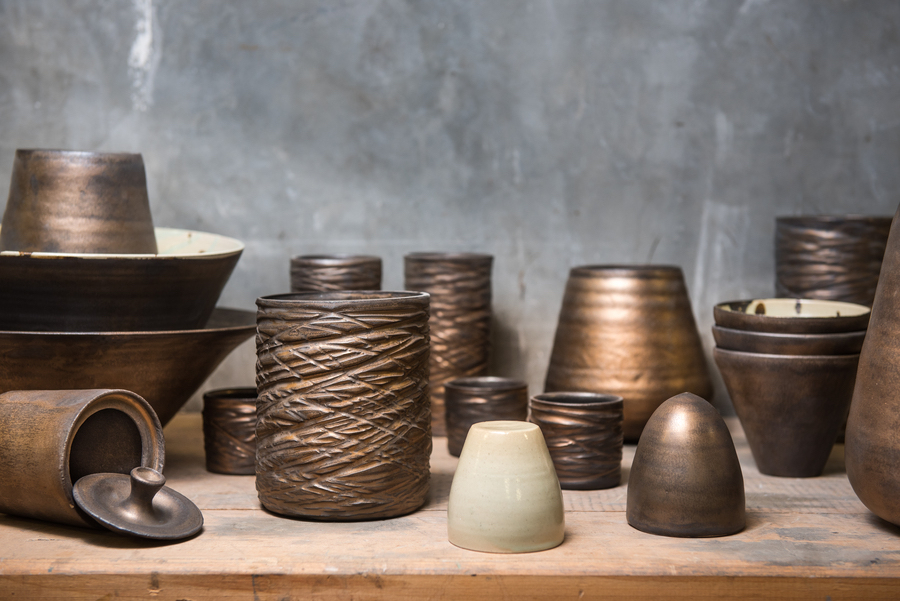 La céramique artisanale entre usage et matière