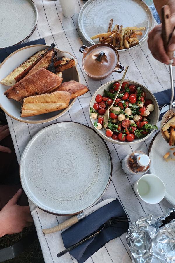 Fabrication de céramiques artisanales pour les arts de la table – Atelier Tréma