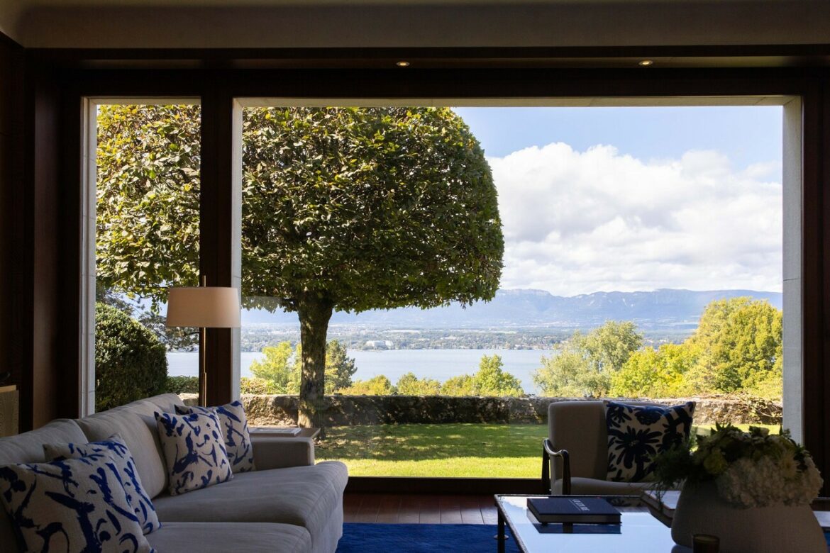 Villa de luxe à Genève : la Villa Cologny face au lac Léman