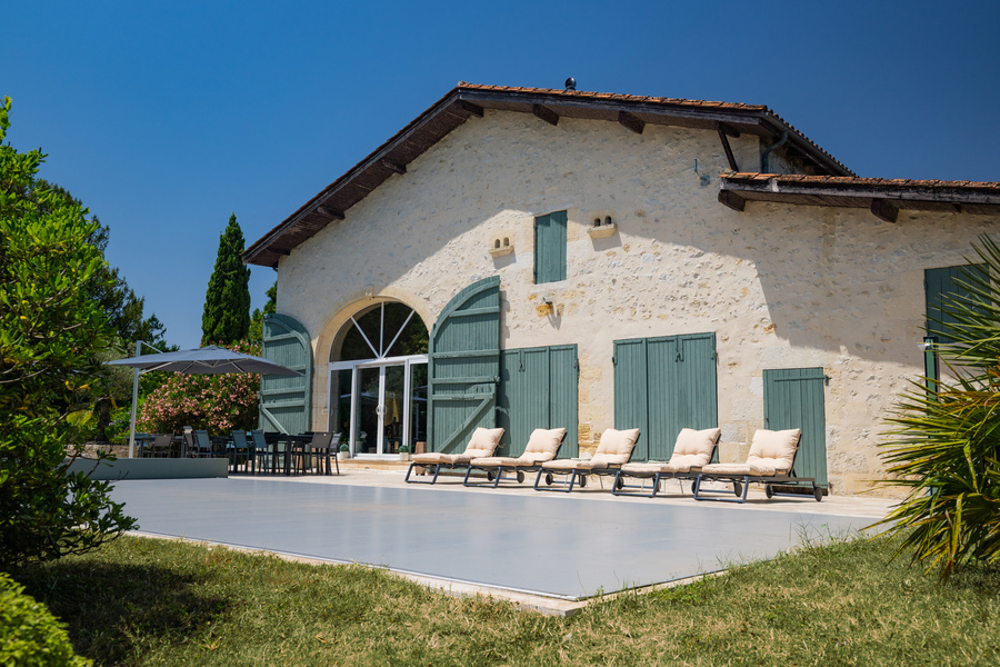 Une couverture de piscine d’exception