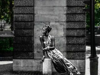 Une artiste photographe contemporaine plurielle