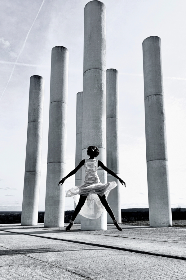 Une artiste photographe contemporaine plurielle