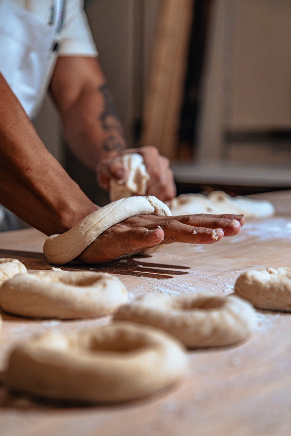 Restaurant-traiteur autour du bagels montréalais – Bobino Bagels
