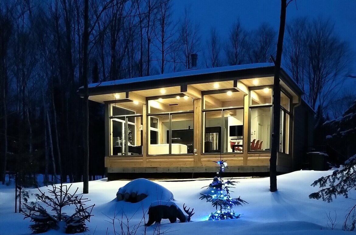 Des chalets près de Mont-Tremblant, en immersion Des chalets près de Mont-Tremblant, en pleine nature