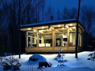 Des chalets près de Mont-Tremblant, en pleine nature