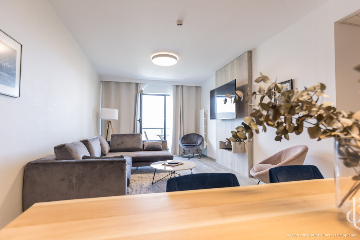 Bienvenue dans votre hôtel à Saint-Pierre-et-Miquelon – Les Terrasses du Port