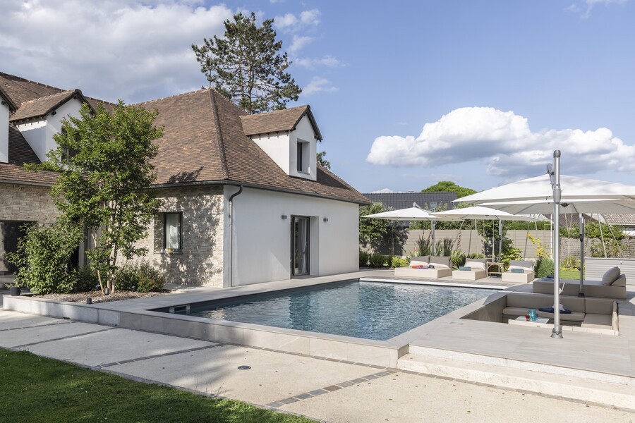 Fabricant français de piscines intelligentes – Magiline