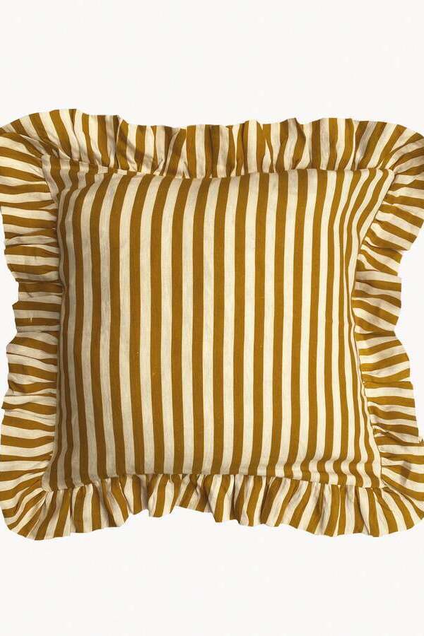 Couleur ocre décoration : chaleur et caractère dans l’intérieur contemporain